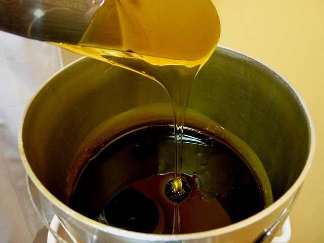 Piele mai fină ca la salon! 3 metode pentru o epilare de succes la tine acasă