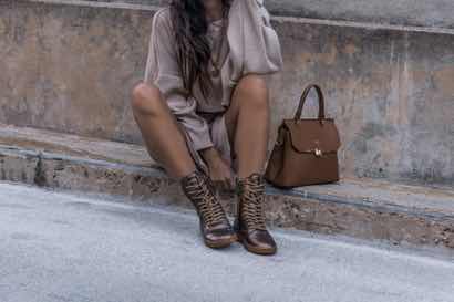Genți chic pentru un look mereu în tendințe Genți chic pentru un look mereu în tendințe