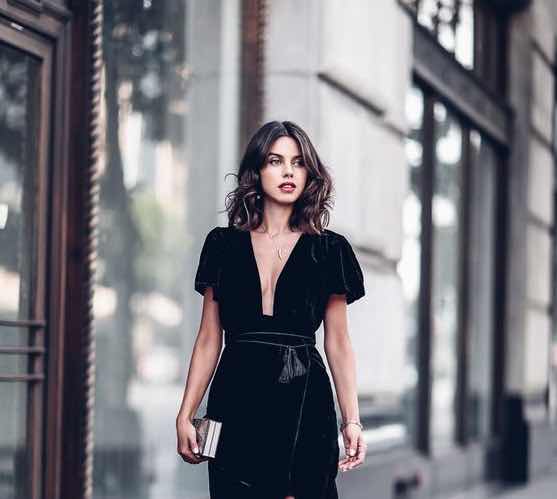 Rochie petrecută de catifea Rochie petrecută de catifea