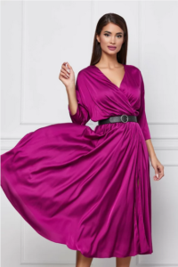 Cum să porți culoarea anului 2023: Viva Magenta?