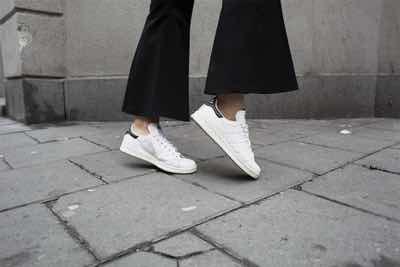 Pantaloni evazați eleganți